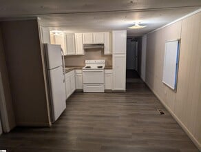 2743 E Tyger Bridge Rd in Greer, SC - Building Photo - Building Photo