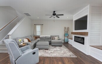 424 Canvasback Ln in Sneads Ferry, NC - Building Photo - Building Photo