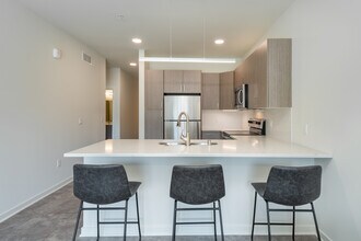 Will Rose Apartments LLC in Muskego, WI - Foto de edificio - Interior Photo