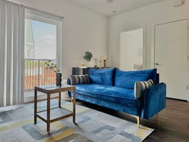 542 Boulevard NE in Atlanta, GA - Building Photo