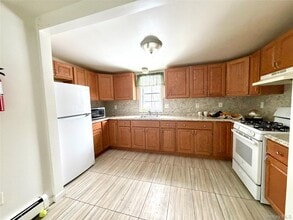 14 Liberty St in Middletown, NY - Building Photo - Building Photo