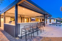 6025 E Charter Oak Rd in Scottsdale, AZ - Building Photo - Building Photo