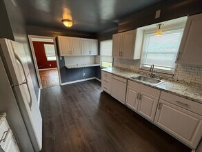 22420 Lilac St in Farmington, MI - Building Photo - Building Photo
