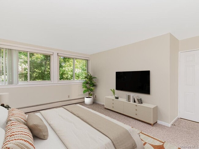 property at 9 Wyndover Woods Ln