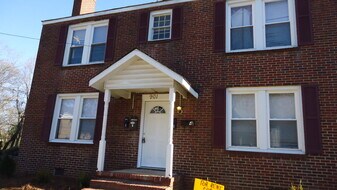 901 S Jackson St, Unit 4 in Salisbury, NC - Building Photo