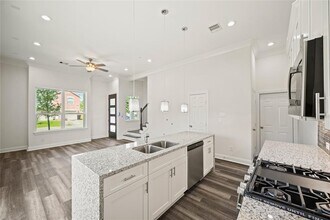 3415 Redbud St in Houston, TX - Building Photo - Building Photo