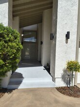 462 Avenida Adobe in Escondido, CA - Building Photo - Building Photo