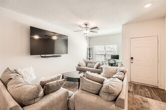 14513 Prairie Sod Ln in Elgin, TX - Building Photo - Building Photo