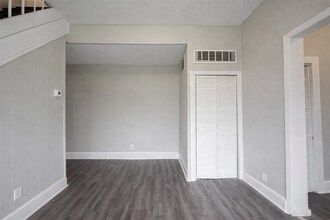 19 S Tuxedo St in Indianapolis, IN - Building Photo - Building Photo