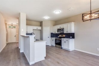 9732 Indian Canyon Dr in Plano, TX - Building Photo - Building Photo