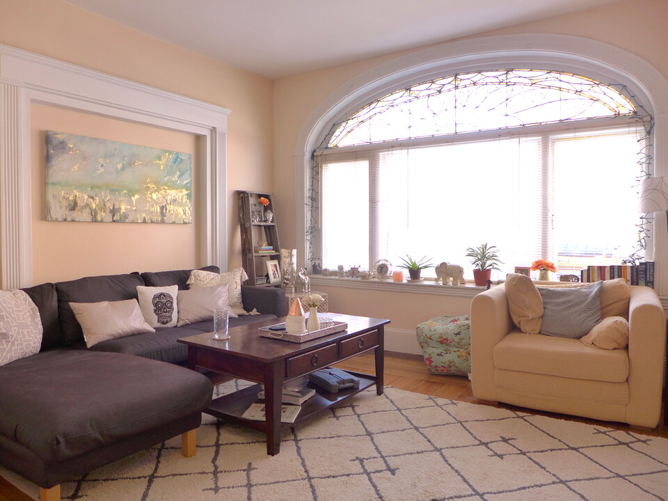 30 Littell Rd in Brookline, MA - Building Photo