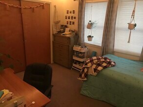 212 Court Ruelle in Findlay, OH - Foto de edificio - Building Photo