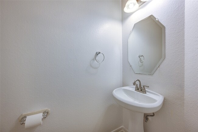 property at 1130 Glenwood Canyon Ln