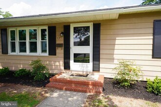 737 Magnolia Dr in Seaford, DE - Building Photo - Building Photo