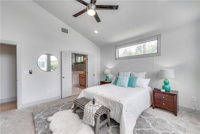 900 Banister Ln, Unit H in Austin, TX - Building Photo - Building Photo