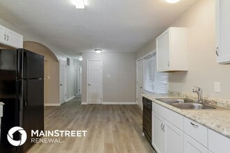 10806 Bristol Terrace in Kansas City, MO - Building Photo - Building Photo