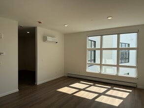 University Commons at Catamount Run in South Burlington, VT - Building Photo - Building Photo