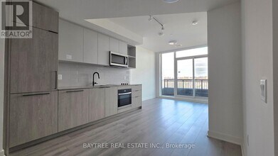 1185 Dupont St in Toronto, ON - Building Photo - Building Photo