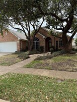 6404 Parkside Dr in Arlington, TX - Building Photo