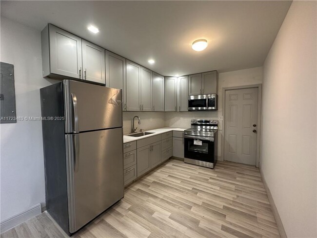 1257 NE 110th Terrace-Unit -1257 in Miami, FL - Building Photo - Building Photo