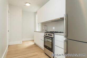 288 Chestnut Hill Ave, Unit 12A in Boston, MA - Building Photo - Building Photo