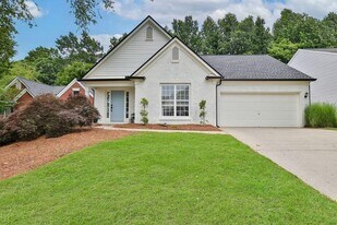 6760 Waveland Dr in Cumming, GA - Building Photo