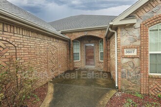 3607 SW Birchton Ave in Bentonville, AR - Building Photo - Building Photo