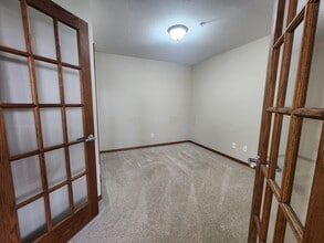 35 2nd St, Unit 22 in Proctor, MN - Building Photo - Building Photo