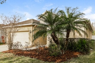 3903 Pacente Loop in Zephyrhills, FL - Building Photo - Building Photo