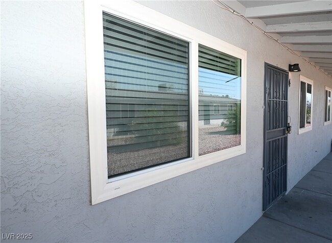 2508 N McCarran St in North Las Vegas, NV - Building Photo - Building Photo