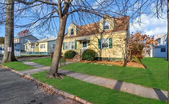 255 Waite Ave in Rahway, NJ - Building Photo