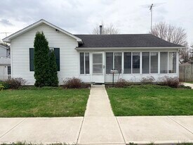 229 E Madison St in Tipton, IN - Building Photo