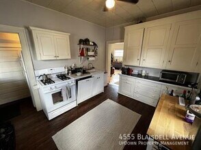 4555 Blaisdell Ave in Minneapolis, MN - Building Photo - Building Photo