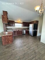 211 Monroe St in Rawlins, WY - Building Photo