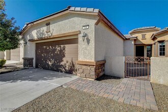 108 Dela Cruz Ave in North Las Vegas, NV - Building Photo - Building Photo