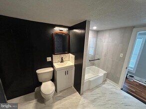 24048 Trailhead Dr in Aldie, VA - Building Photo - Building Photo