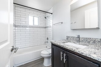 Sonoran On 9th in Tucson, AZ - Foto de edificio - Interior Photo