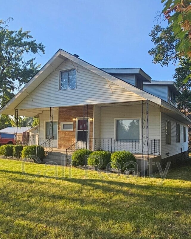 12019 E Valleyway Ave
