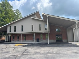 373 Cecil D Quillen Dr in Duffield, VA - Building Photo