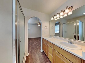 261 Walton Dr in North Salt Lake, UT - Building Photo - Building Photo
