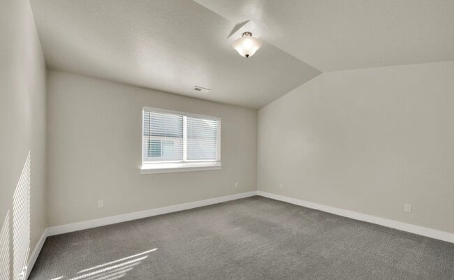 287 W 700 N in Vineyard, UT - Building Photo - Building Photo