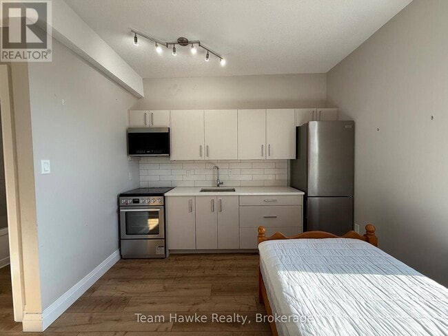 521 Bay St in Midland, ON - Building Photo - Building Photo