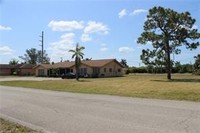 224-230 SW 47th Ter in Cape Coral, FL - Foto de edificio - Building Photo