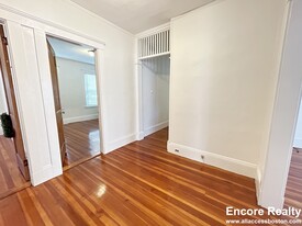 39 Turner St, Unit #1 Apartments