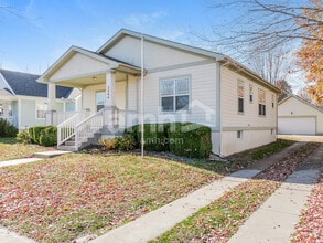 2406 Fairfield Rd in Kearney, MO - Building Photo - Building Photo