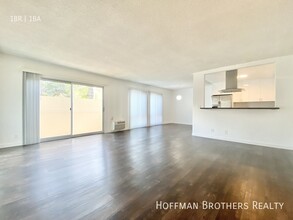 919 N Alfred St in West Hollywood, CA - Building Photo - Building Photo