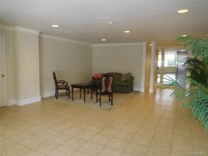 2 Consulate Dr in Tuckahoe, NY - Building Photo - Building Photo