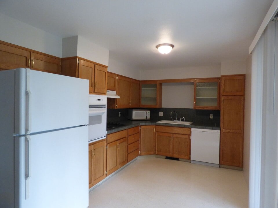 1438 Stuart St in Longmont, CO - Building Photo