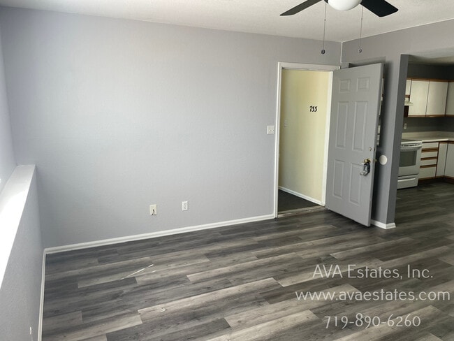 733 E Laporte Dr in Pueblo, CO - Building Photo - Building Photo