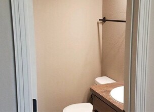 101 Capps St in Rio Vista, TX - Building Photo - Building Photo